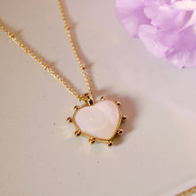 將圖片載入圖庫檢視器 18K Gold Plated 3D Shell Heart Pendant Beaded Necklace