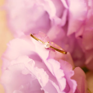 18K Gold Plated 4-Claw Petite Pearl Ring