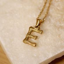 將圖片載入圖庫檢視器 18K Gold Plated Initial Alphabet A-Z Pendant Charm Necklaces