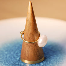 Load image into Gallery viewer, 18K Gold Plated Oversized Baroque Pearl Open Ring