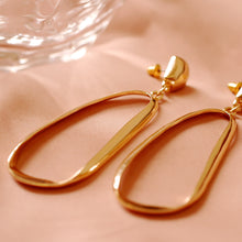 將圖片載入圖庫檢視器 18K Gold Plated Oversized Hollow-out Drop Earrings