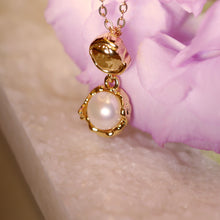 Load image into Gallery viewer, 18K Gold Plated Peanut Hardware Pearl Necklace
