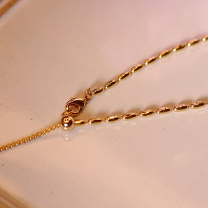 18K Gold Plated Unbalanced Pearl Chain Knot Pendant Necklace