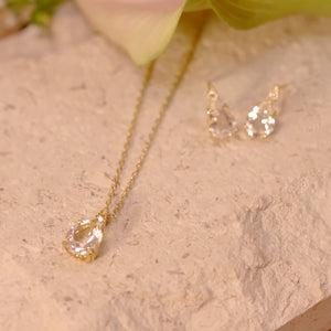 18K Gold Plated Water Drop Shaped White Crystal CZ Necklace