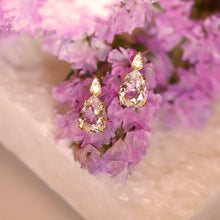 將圖片載入圖庫檢視器 18K Gold Plated Water Drop Shaped White Crystal Stud Earrings