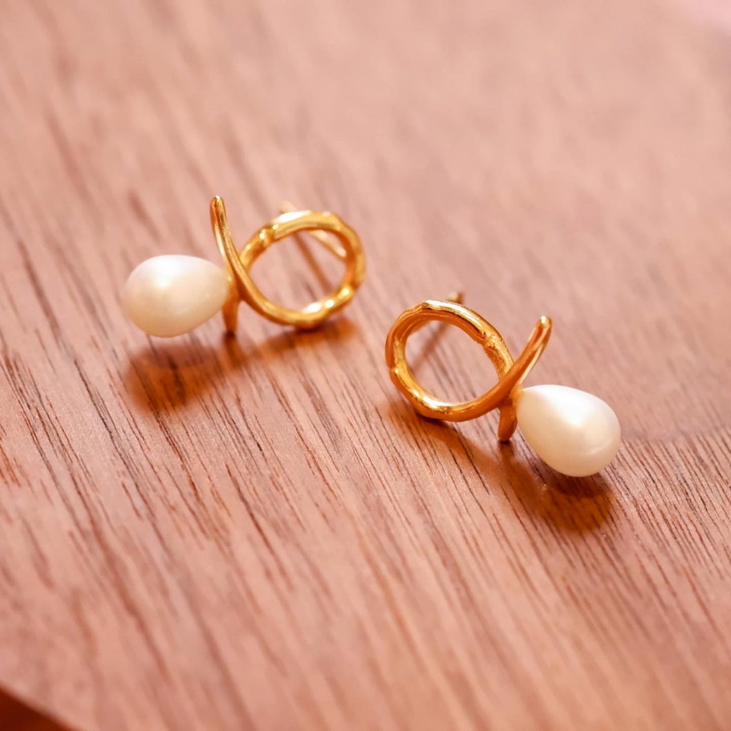 18K Gold Plated Pearl Earrings