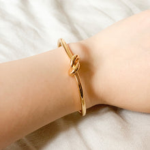 Load image into Gallery viewer, Knot Bracelet in Brass / S925 Silver