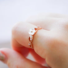 Load image into Gallery viewer, Rose Gold Plated White Shell Flower Cubic Zirconia Ring - Josie