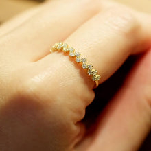 Load image into Gallery viewer, 18K Gold Plated Zig Zag Pave Cubic Zirconia Ring
