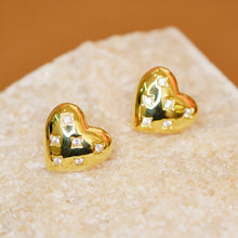 將圖片載入圖庫檢視器 18K Gold Plated 3D Heart Cubic Zirconia Stud Earrings