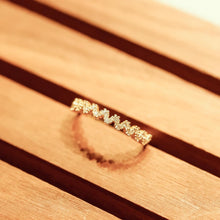 Load image into Gallery viewer, 18K Gold Plated Zig Zag Pave Cubic Zirconia Ring