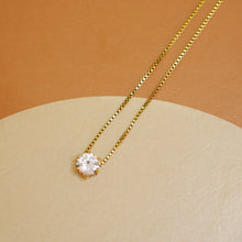 Load image into Gallery viewer, 18K Gold Plated 6-Claw Circle Zircon Necklace