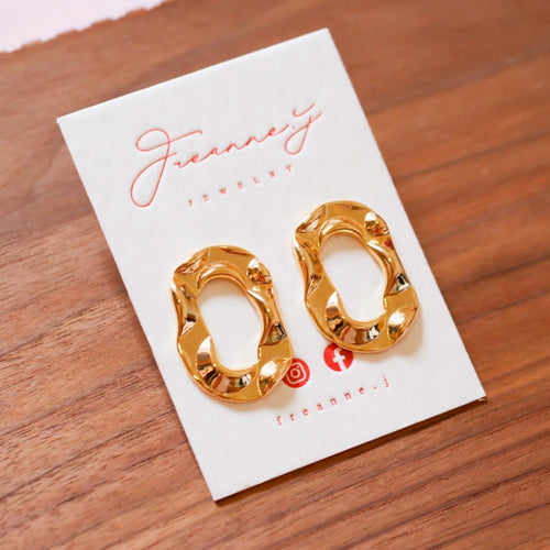 18K Gold Plated Oval Wrinkled Stud Earrings