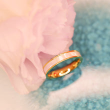 Load image into Gallery viewer, 18K Gold Plated Brass Shell Round Band Ring