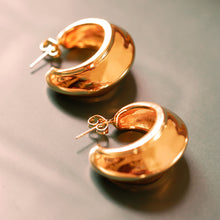 Load image into Gallery viewer, 18K Gold Plated Chunky Open Hoop Earrings