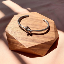 將圖片載入圖庫檢視器 Knot Bracelet in Brass / S925 Silver
