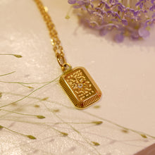 將圖片載入圖庫檢視器 18K Gold Plated Deboss Cubic Zirconia Star Pendant Charm Necklace