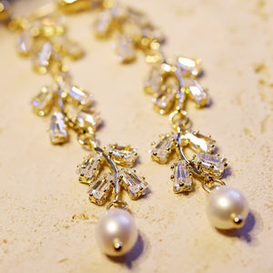 18K Gold Plated Elegant Cubic Zirconia Leaves Pearl Drop Earrings
