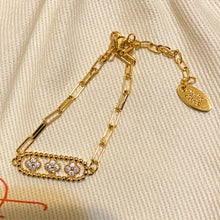 將圖片載入圖庫檢視器 18K Gold Plated Cubic Zirconia Bracelet