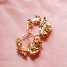 Load image into Gallery viewer, Numerous Flowers Pearl Huggie Earrings - Evelyn