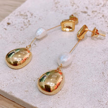 將圖片載入圖庫檢視器 18K Gold Plated Pearl Drop Earrings - Veronica