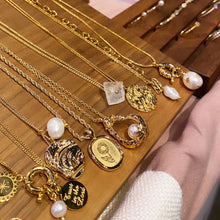 將圖片載入圖庫檢視器 18K Gold Plated Pearl Basket Pendant Necklace