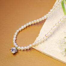 Load image into Gallery viewer, French Style Elegant Cubic Zirconia Pearl Choker