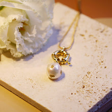 Load image into Gallery viewer, 18K Gold Plated Gold Foiled Pearl Necklace