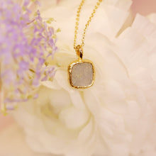 將圖片載入圖庫檢視器 18K Gold Plated Lazuli Stone Necklace