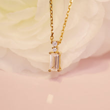 將圖片載入圖庫檢視器 18K Gold Plated Mini Perfume Bottle Pendant Charm Necklace