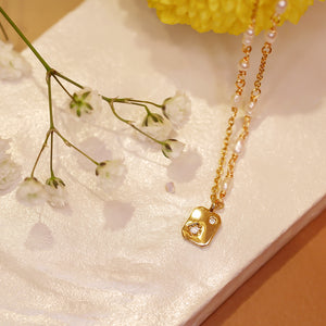 18K Gold Plated Mini Star Pendant Charm Necklace with Mini Pearls