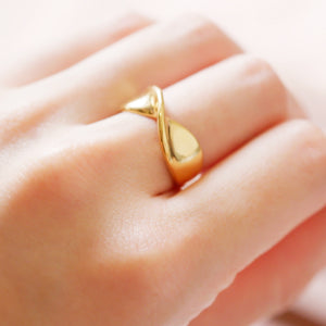 18K Gold Plated Titanium Infinity Ring