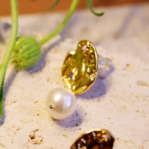18K Gold Plated Rippled Dise Baroque Pearl Drop Earrings
