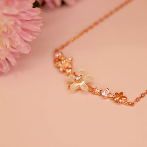 Rose Gold Plated White Shell Flower Cubic Zirconia Necklace