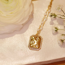 Load image into Gallery viewer, 18K Gold Plated Star Pendant Pearl Necklace