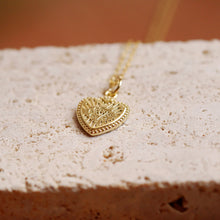 Load image into Gallery viewer, 18K Gold Plated Vintage Deboss Heart Necklace