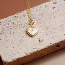 將圖片載入圖庫檢視器 18K Gold Plated Vintage Deboss Heart Necklace
